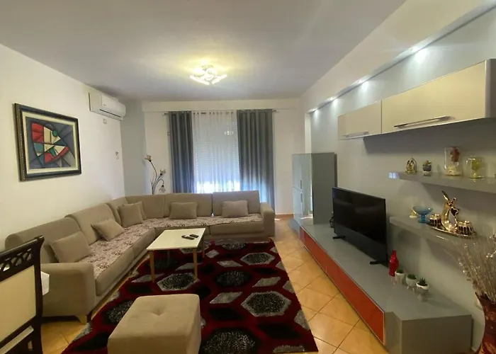 Hamide\'S Apartment